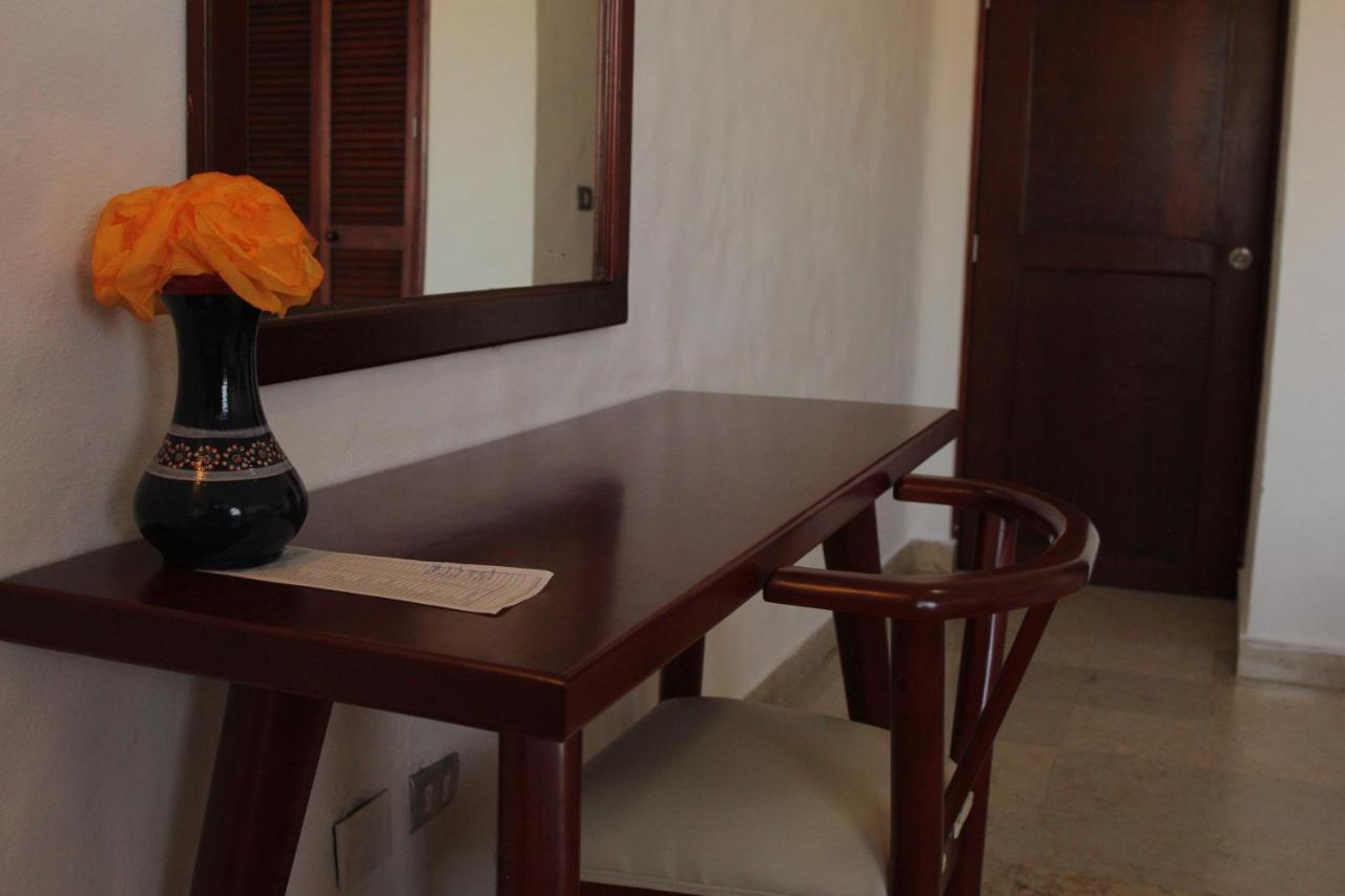 Hotel Quijote Inn Mazatlán Kültér fotó